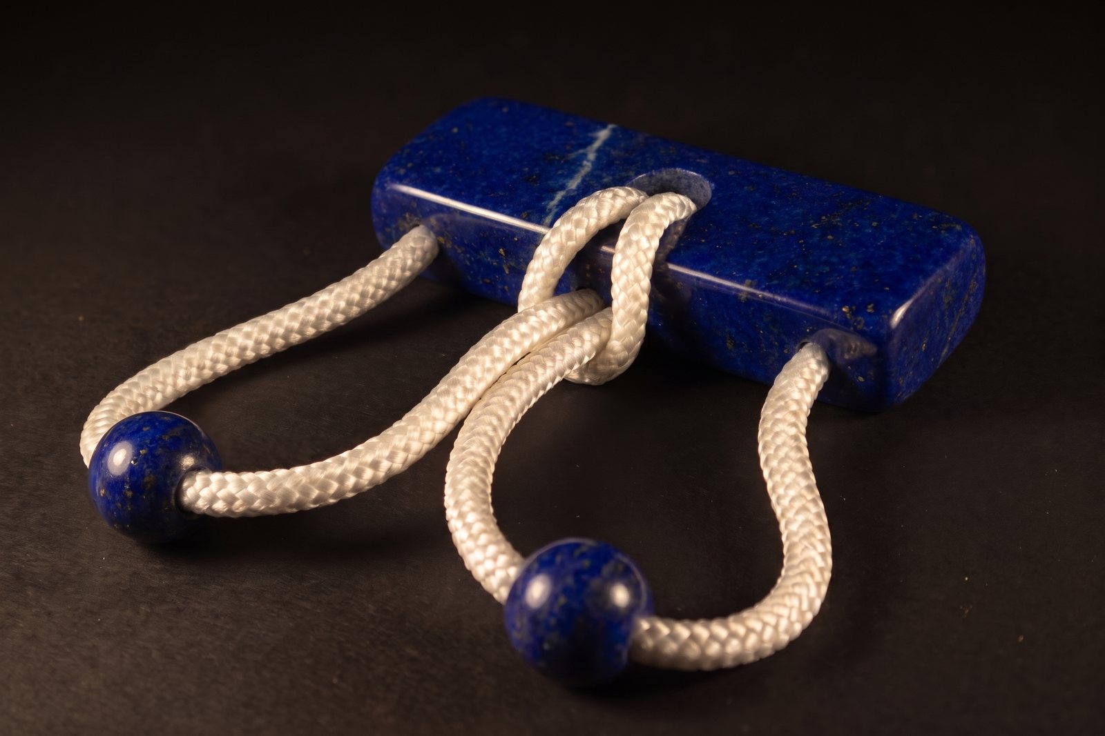 Amantes in lapis lazuli