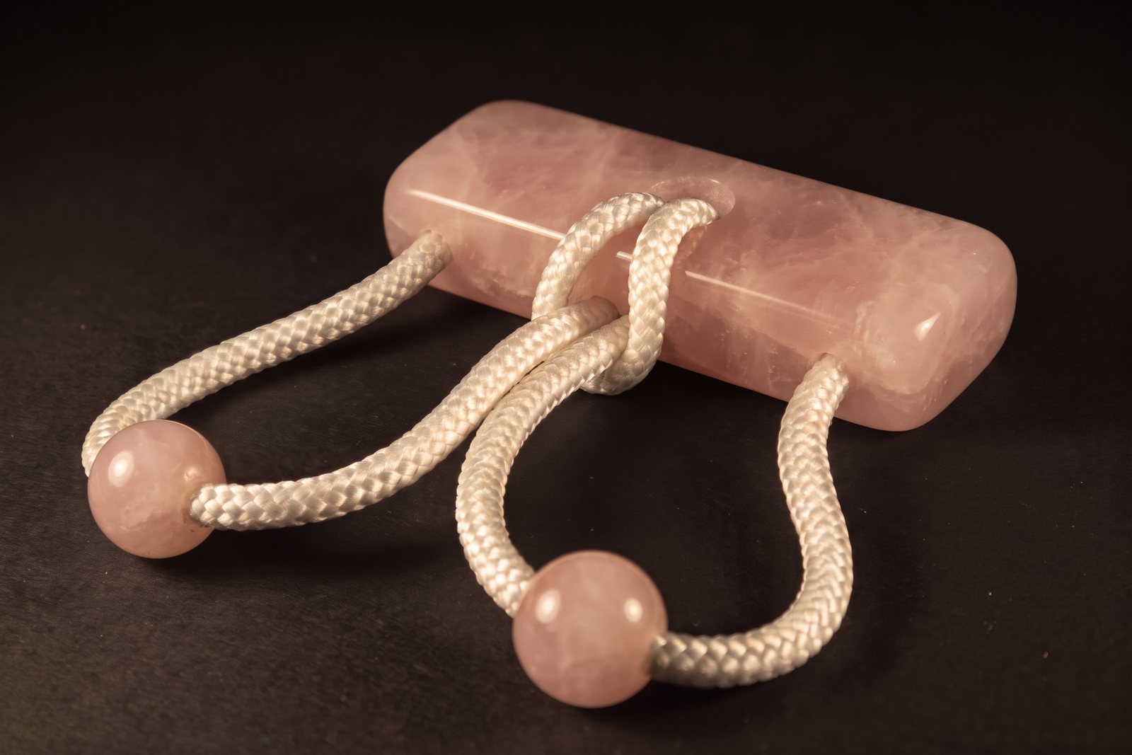 Amantes in rose quartz