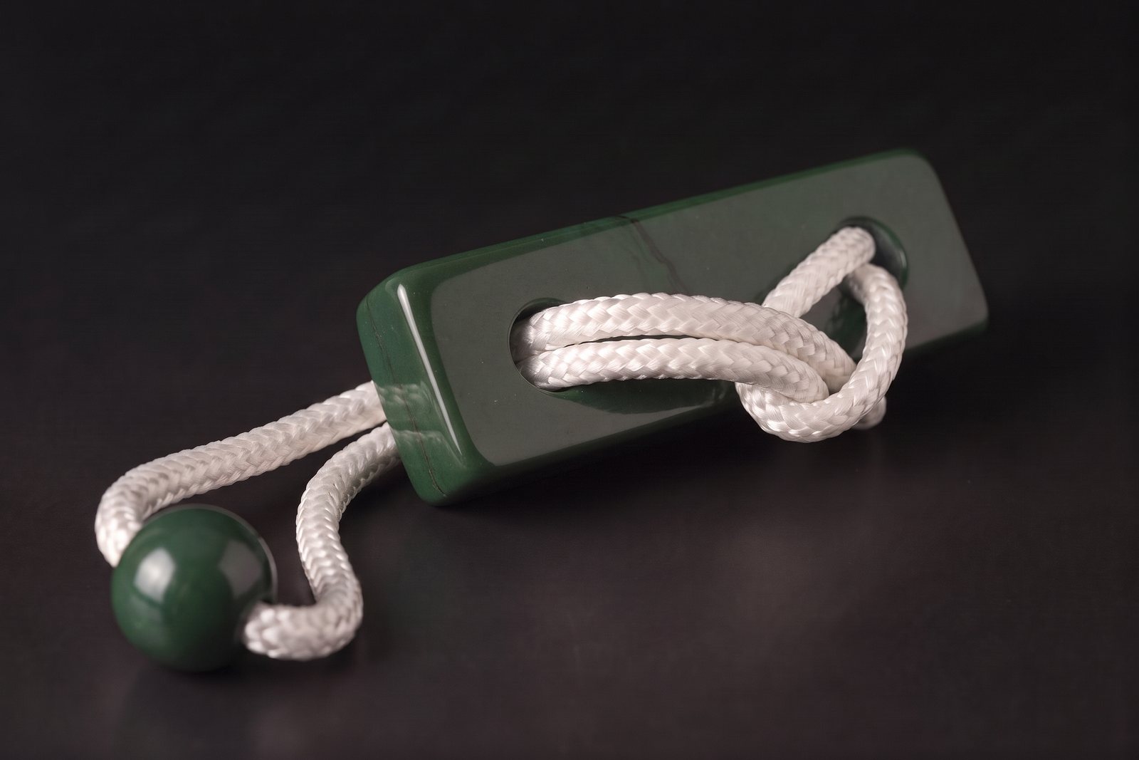 One Loop in green jasper