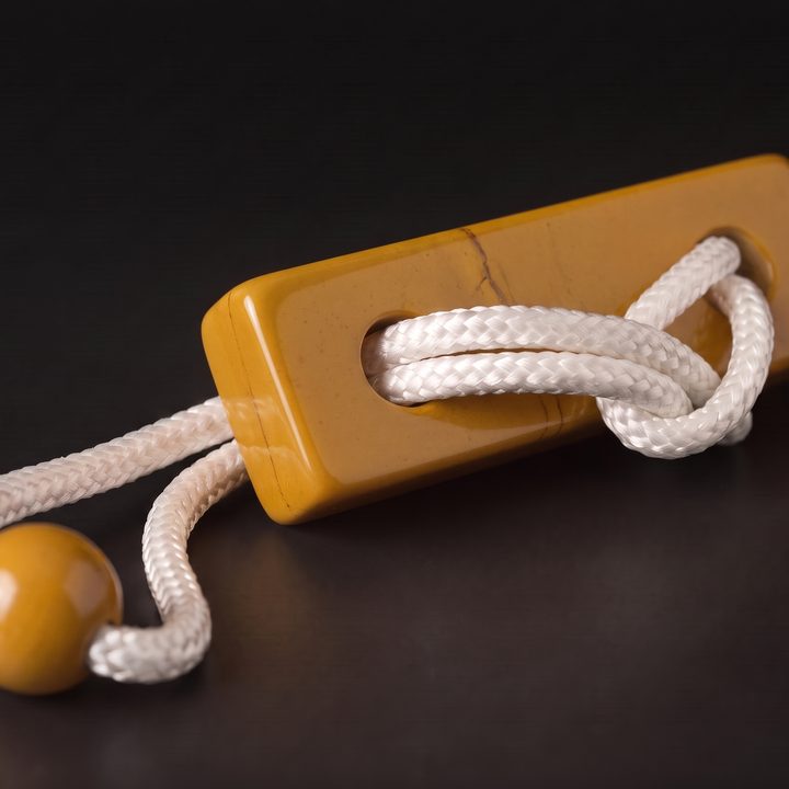 One Loop in yellow jasper